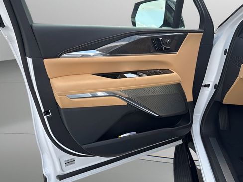 New 2025 Cadillac Escalade IQ Luxury 2 image 22