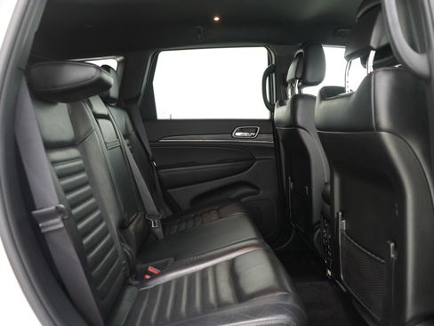 Used 2019 Jeep Grand Cherokee Limited X image 15