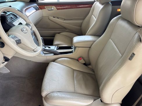 Used 2007 Toyota Solara SLE FWD image 12