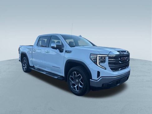 Used 2023 GMC Sierra 1500 SLT w/ SLT Premium Package image 9
