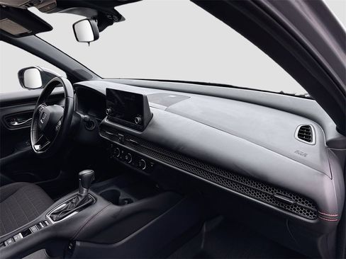 Used 2025 Honda HR-V Sport image 27
