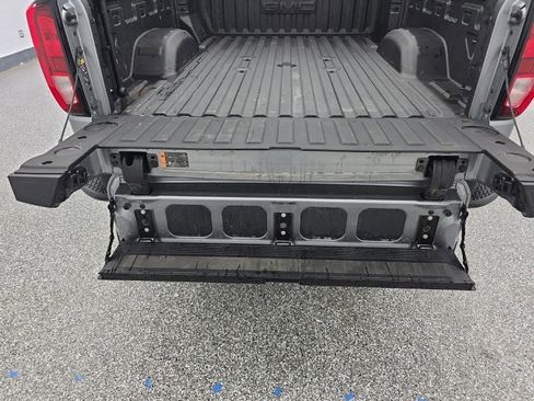 Used 2025 GMC Sierra 2500 SLE w/ SLE Value Package; image 24