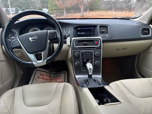 Used 2013 Volvo S60 T5 image 13