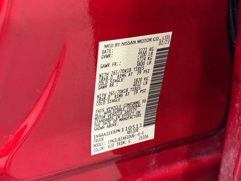 Used 2023 Nissan Titan SV RWD image 35