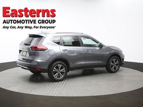 Used 2020 Nissan Rogue SV w/ Premium Package image 49