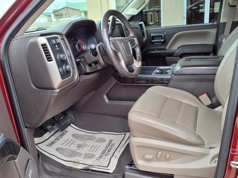 Used 2016 GMC Sierra 1500 Denali w/ Denali Ultimate Package AWD/4WD image 12