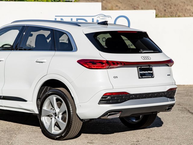 Used 2025 Audi Q5 Premium Plus AWD/4WD image 10