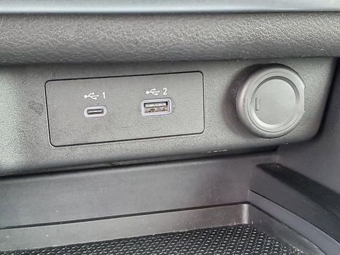 Certified 2023 Nissan Rogue SV image 26