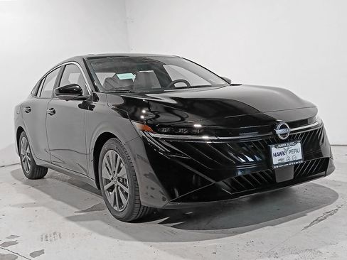 Used 2026 Nissan Sentra SL w/ Floor Mat Package FWD image 1