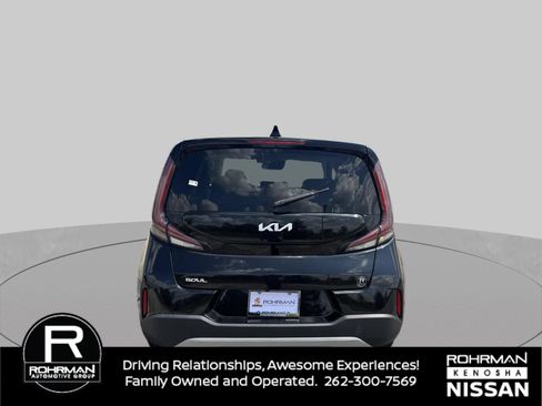 Used 2023 Kia Soul LX w/ Option Group 015 FWD image 7
