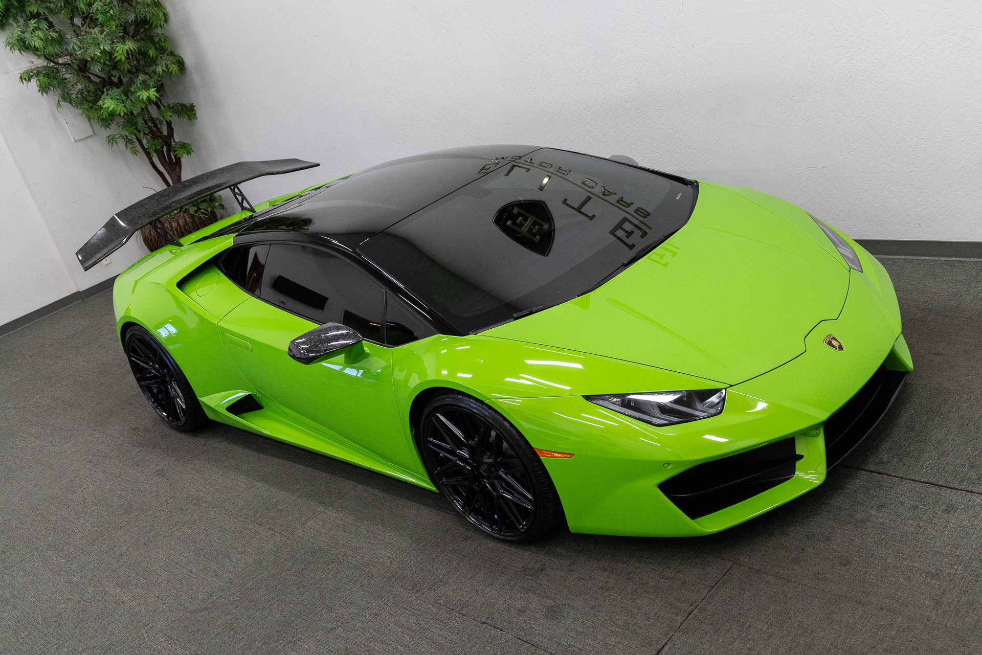 Used 2018 Lamborghini Huracan LP 580-2 RWD image 22