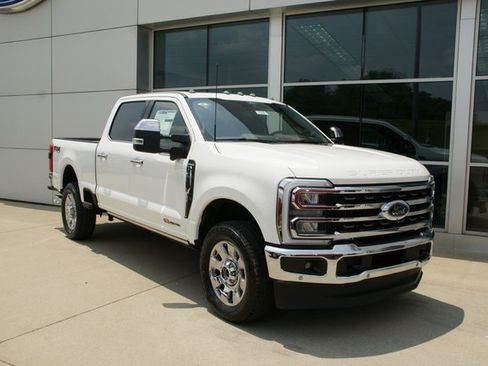New 2025 Ford F350 King Ranch w/ Chrome Package image 2