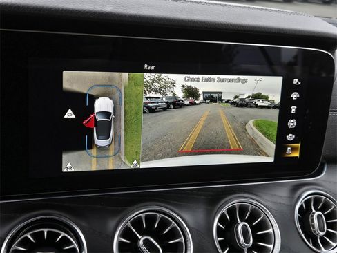 Used 2022 Mercedes-Benz E 450 4MATIC Cabriolet image 25