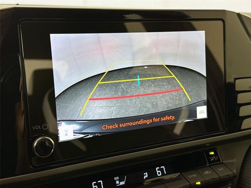 Certified 2026 Toyota Camry Hybrid FWD image 22