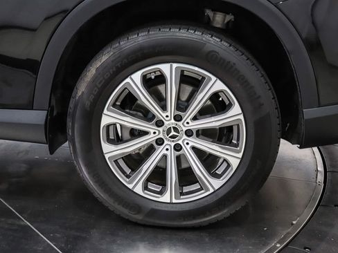 Used 2023 Mercedes-Benz GLC 300 image 10