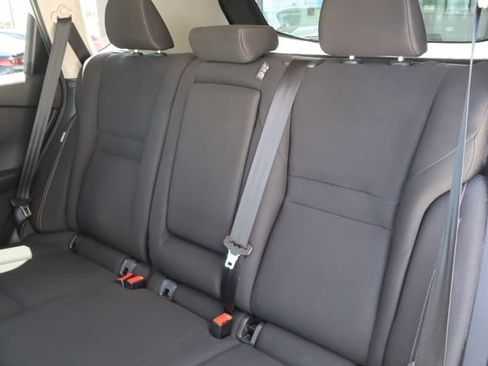Used 2024 Nissan Rogue S FWD image 15