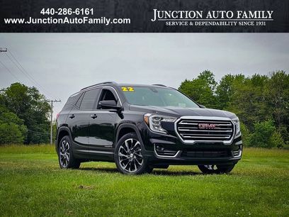 Used 2022 GMC Terrain SLT w/ Infotainment Package II