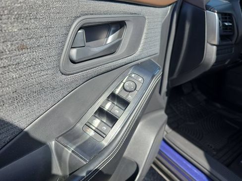 Used 2021 Nissan Rogue S FWD image 16