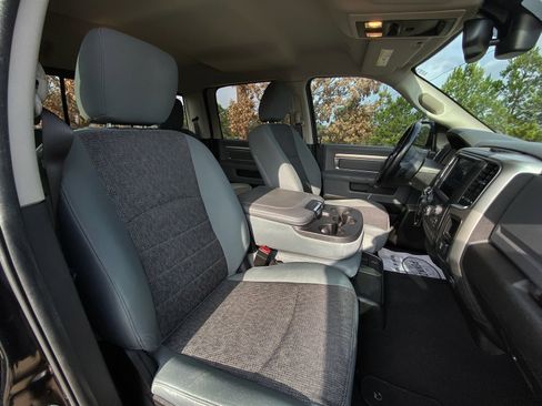 Used 2019 RAM 1500 Big Horn image 16