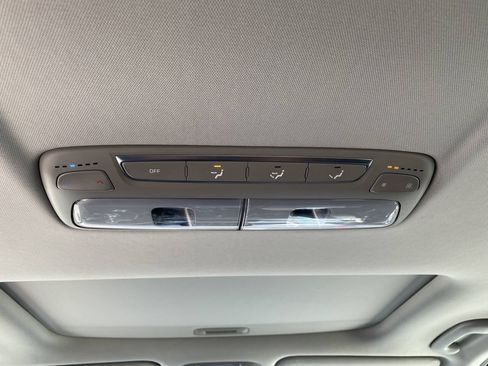 Used 2020 Kia Telluride S FWD image 14