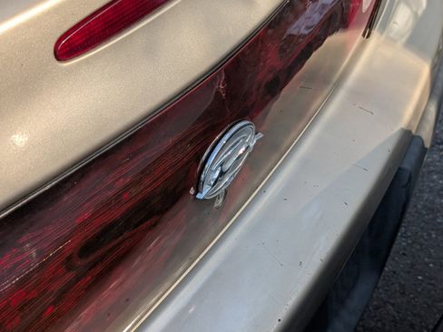 Used 2004 Chevrolet Impala w/ Preferred Equipment Group image 12