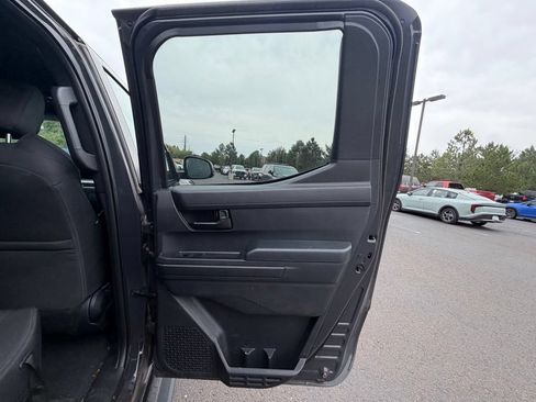 Used 2025 Toyota Tacoma SR5 AWD/4WD image 14