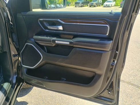 Used 2022 RAM 1500 Laramie AWD/4WD image 13