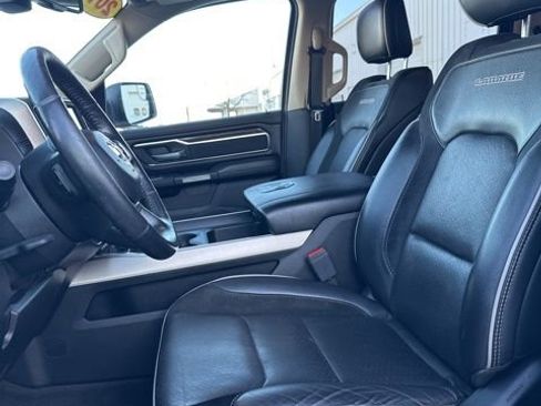 Used 2019 RAM 1500 Laramie image 33