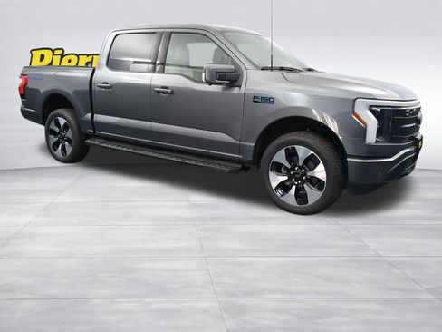 New 2025 Ford F150 Lightning Platinum image 3