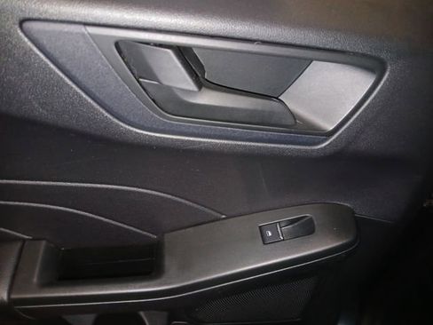 Certified 2022 Ford Escape SE w/ Cold Weather Package image 42