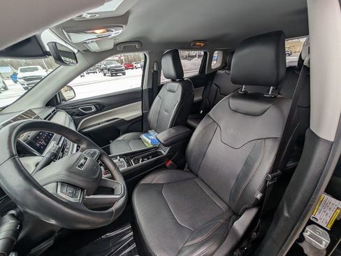 Used 2022 Jeep Compass Limited image 13