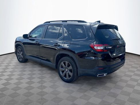 Used 2025 Honda Pilot Sport image 8