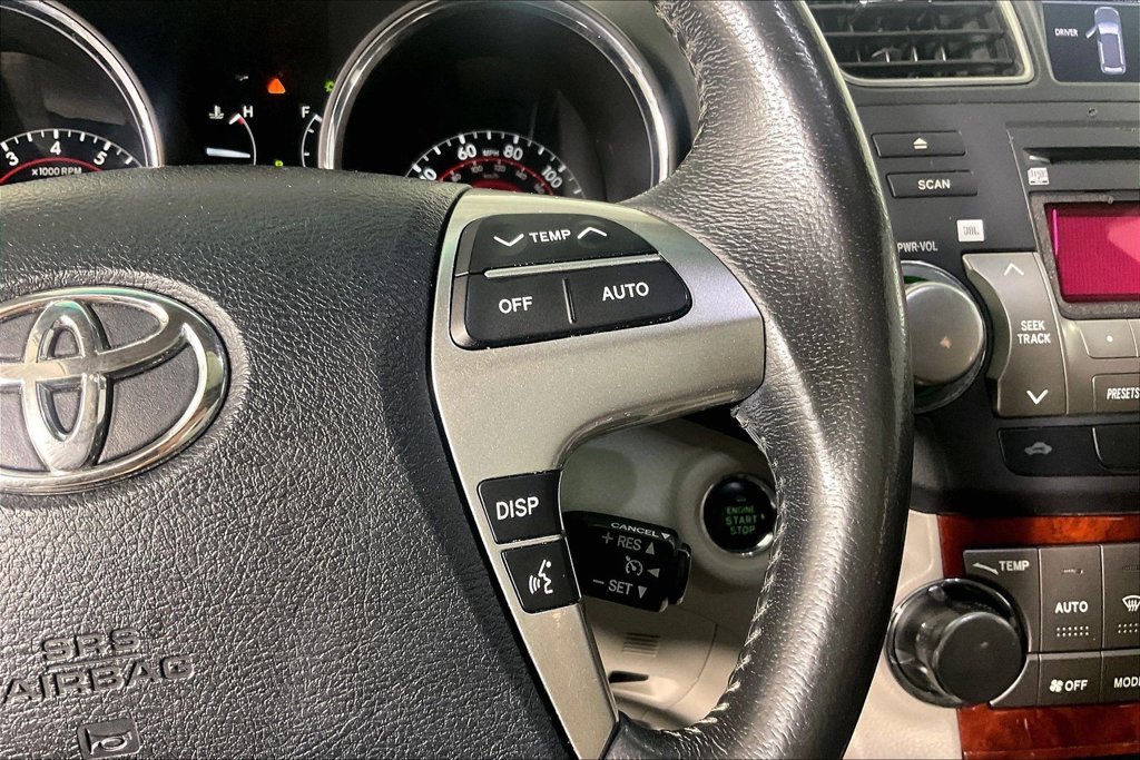 Used 2011 Toyota Highlander Limited FWD image 24