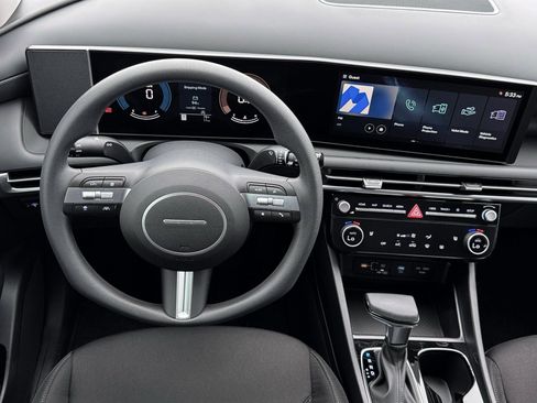 New 2026 Hyundai Tucson SEL FWD image 17