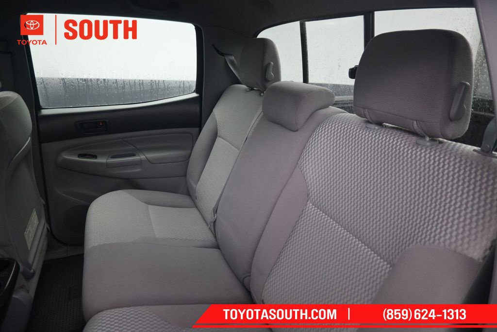 Used 2012 Toyota Tacoma 4x4 Double Cab w/ SR5 Pkg image 18