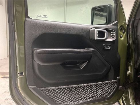 Used 2020 Jeep Wrangler Sport AWD/4WD image 22