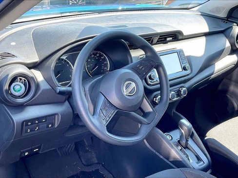 Certified 2025 Nissan Kicks Play S FWD image 8
