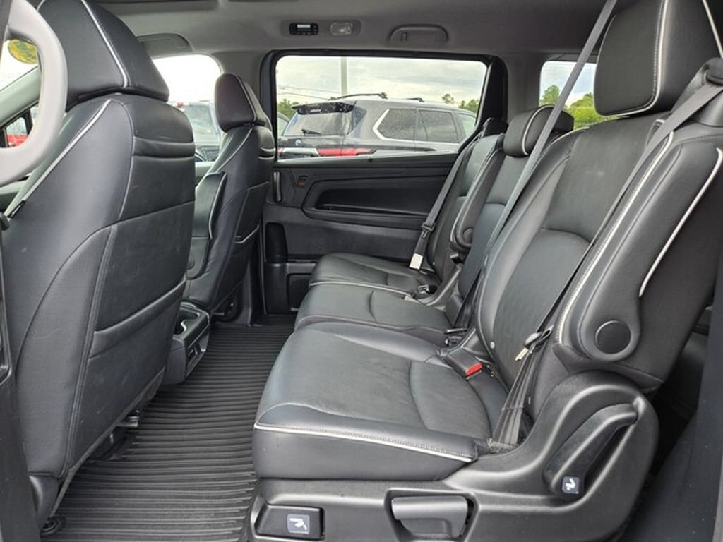 Used 2023 Honda Odyssey Elite image 13