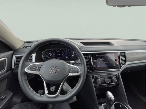 Used 2022 Volkswagen Atlas SE image 27