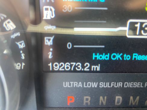 Used 2011 Ford F250 Lariat w/ Lariat Interior Pkg AWD/4WD image 6