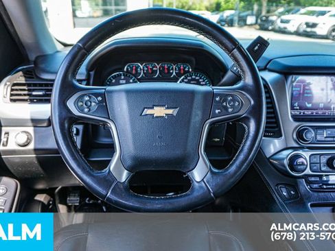 Used 2015 Chevrolet Suburban LT RWD image 30
