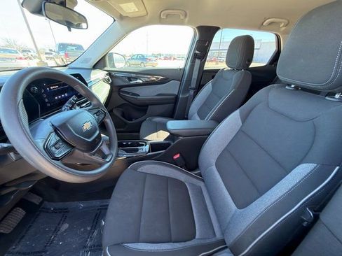Used 2025 Chevrolet TrailBlazer LT image 22