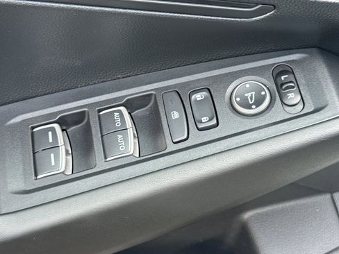 Certified 2023 Honda Accord LX image 13