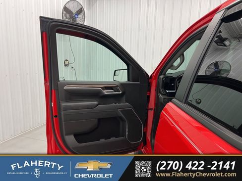 Used 2023 Chevrolet Silverado 1500 LT image 8