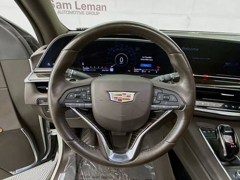 Used 2023 Cadillac Escalade ESV Premium Luxury image 14