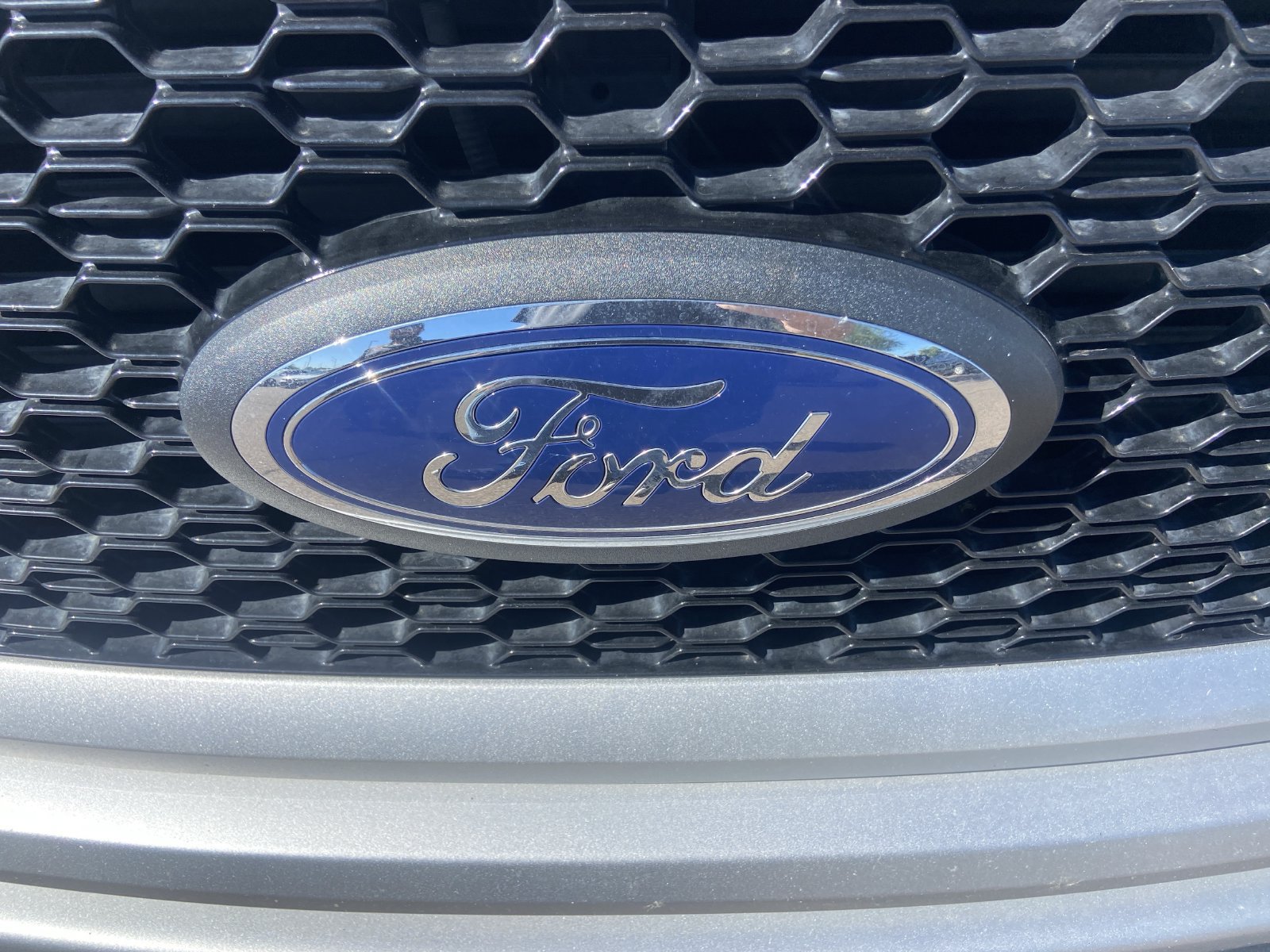 Used 2018 Ford F150 XL w/ Equipment Group 101A Mid AWD/4WD image 4