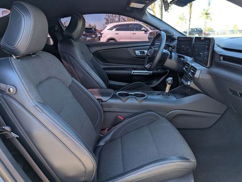 Used 2024 Ford Mustang Coupe image 28