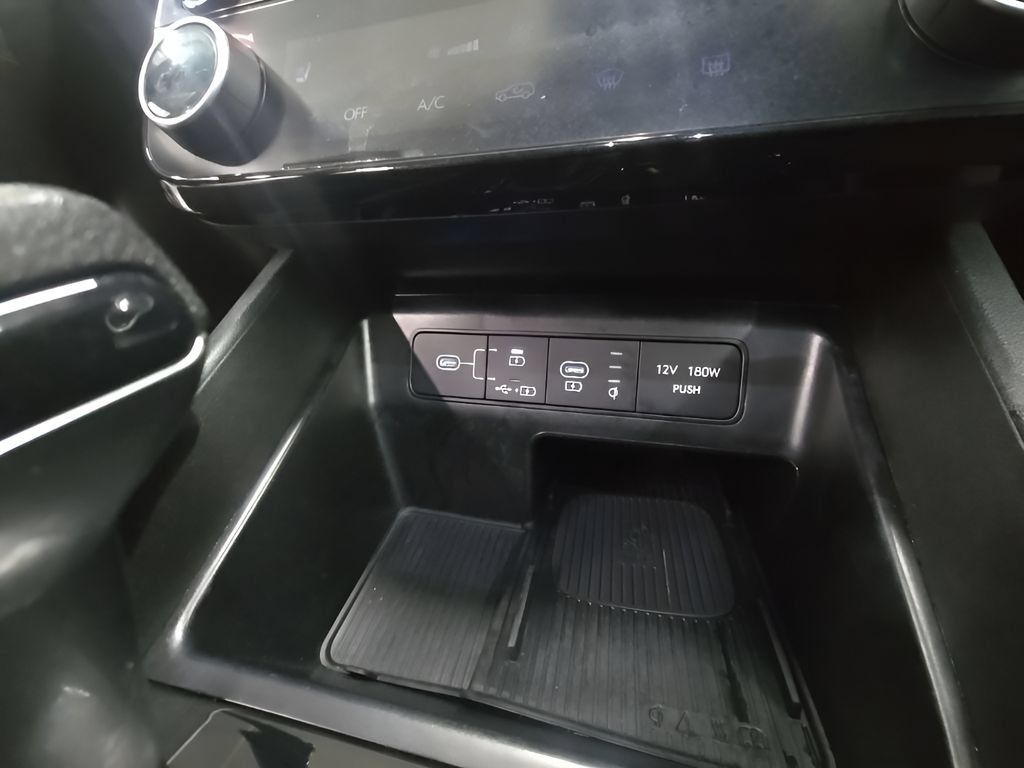 Certified 2025 Hyundai Tucson SEL AWD/4WD image 34