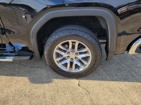 Used 2022 GMC Sierra 1500 SLT image 9