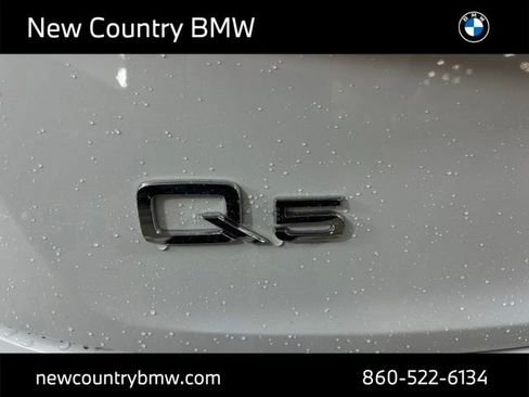 Used 2022 Audi Q5 2.0T Premium w/ Convenience Package AWD/4WD image 9